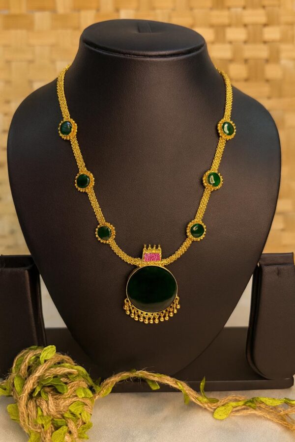 ✨Premium Emerald Grace Necklace✨