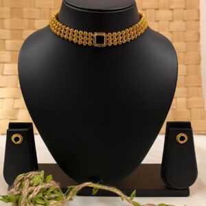 Black stone choker set